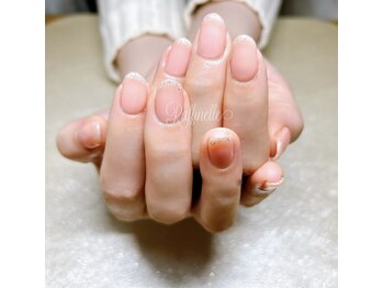 大人上品ネイル