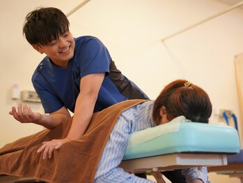 安川ぽかぽか接骨院 小手指院/骨盤の歪みを整えます