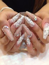 エスフィーネイルサロン ブリーユ(Esfy nailsalon Brille)/3Dのお花大人ネイル