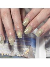 プリュネ(Prune)/エメラルド/黄緑/マグネット