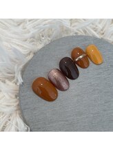 リリーネイル(Lilly nail)/ブラウンネイル