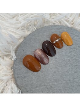 リリーネイル(Lilly nail)/ブラウンネイル