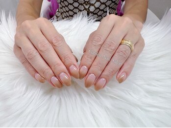 ガーデンビューティー 新宿(Garden Beauty)の写真/【定額¥6300～】オフィス・ニュアンス・トレンドなど迷える大人女子に嬉しい豊富なサンプルをご用意！新宿