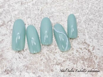 アンベリール 横浜店(Embellir)/(1827)ぷっくりラインネイル