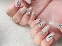 ナナネイル(7.Nail)/ストーンアートデザイン