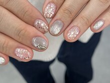 ニンニ(ninni)/ラメマグネットネイル