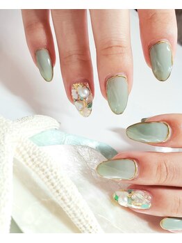 ユイアス(YUias...)/グリーンシェルネイル