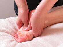 ヒーリングサプリ(Healing Supple)/下半身のむくみには足裏が鍵？！