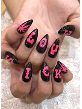 エスフィーネイルサロン ブリーユ(Esfy nailsalon Brille)/黒ピンクロゴネイル