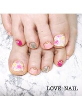ラブネイル(LOVE NAIL)/チューリップネイル