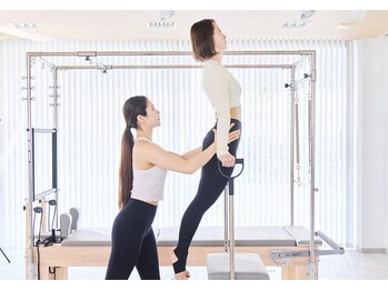 《整体×マシンピラティススタジオ》La pilates鹿児島店【ラピラティス】の写真/《痩せながらメリハリボディを作りたい女性必見》身体全体を整え、根本から正しい身体づくりを目指します。