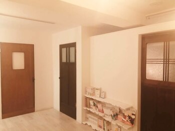 フラット(FURATTO)/各部屋個室になってます！