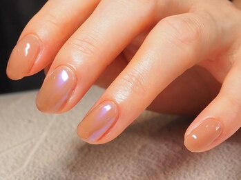 ビューティトリップ(Beauty TRIP)/サテンパウダーで光のニュアンス