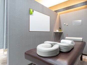 シャイン鍼灸整骨院 粉浜院/院内ベッド