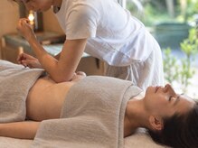 アーユルヴェーダサロン ナチュラルハーブス 梅田店(Natural Herbs)の雰囲気（感情が静まり、自分の内側に灯りがともる『アーユス・タオイン』）