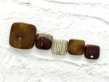 ネイルメゾン 池袋店(NAIL MAISON)/べっ甲ボルドーミラー¥11000