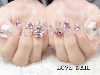 ラブネイル(LOVE NAIL)/キラキラネイル