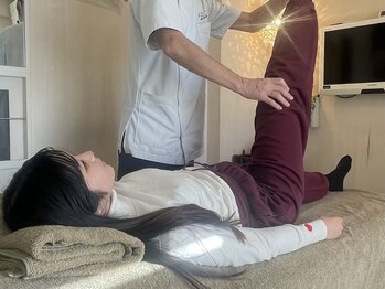 リラ鍼灸接骨院(Rela鍼灸接骨院)/院長による骨盤矯正