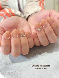 大人上品ネイル