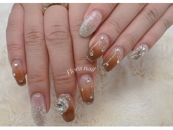 フローラネイルサロン/