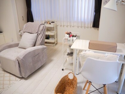 トリート バイ ネイルブロウズ(Treat by nailbrows)の写真
