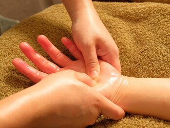 エスブーケ(S-Bouquet)/ハンドアロマリラクゼーション