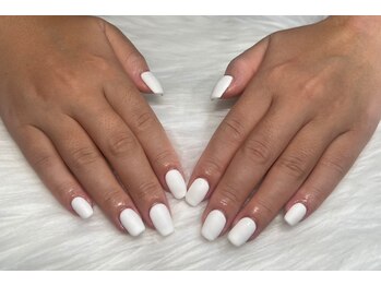 リンダ(Linda)/ホワイト ワンカラー