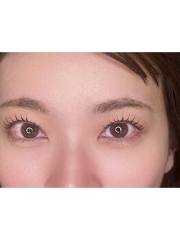 ナチュラル上品な目元にしたい