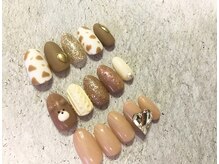 ミー(miii)/ネイルデザイン