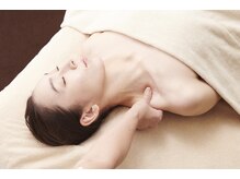 サレーヌ フェイシャルサロン 伊丹店/首・肩もみほぐし