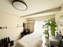 ノットノット 自由が丘(Not Knot)/【店内】　日中の明るい店内