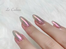 ルカドゥー(Le Cadeau)/ミラーネイル
