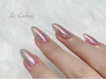 ルカドゥー(Le Cadeau)/ミラーネイル