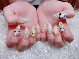 イエローキャラクターネイル