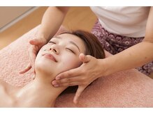 からだめぐりサロン 陽まわりの雰囲気（眼精疲労・花粉のモヤモヤ解消に『顔ツボ押し』4月は20％オフ☆）