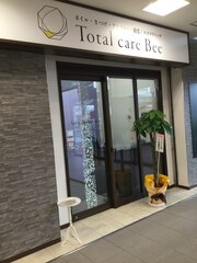 トータルケアビーピボット店(ネイルとまつ毛専門店)