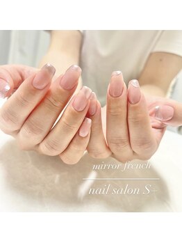 エスプラス(S+)/ミラーフレンチネイル