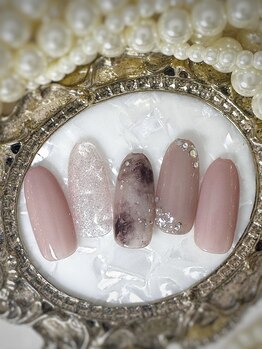 エクランドボヌール(Ecrin de bonheur)/定額4本アート