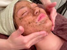サロン ドゥ リベリー(Salon de Libely)/ハーブピーリングで毛穴レス横浜