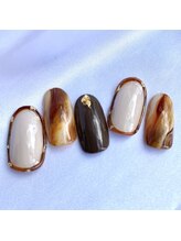 ネイルロッソ 浅草店/ニュアンスデザイン