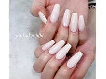 ネイルサロン ビビ(bibi)/きれいめホワイトネイル
