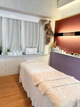 シーン(Sheen)/広々とした空間を独り占め♪