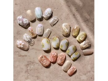 シルニー リム(Silny rim)/アシンメトリーニュアンスネイル