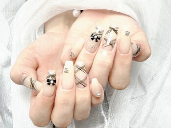 ナオミ 新宿店(Naomi)/持ち込み・新宿ネイル・長さだし