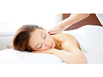 Detox Salon Rise【デトックスサロン ライズ】/間接照明の店内でリラックス