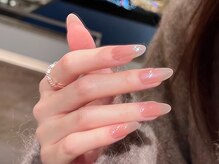 ラメール(La mer)/ホワイトグラデーションネイル