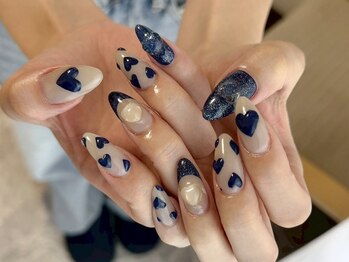 ジュエ(jouer)/デニムカラーのハートネイル