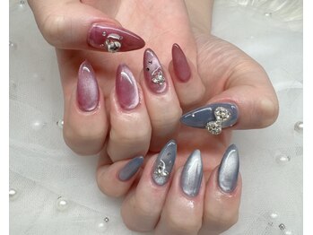 プトゥプトゥ(ptu ptu)/マグネットアシンメトリーネイル