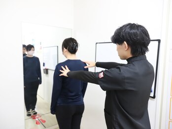 日本橋八重洲整体院の写真/鏡を見るのが楽しくなる美ボディへ。専門知識で叶える本格施術。