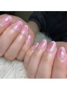 桜花びら風チークネイル　¥9,780